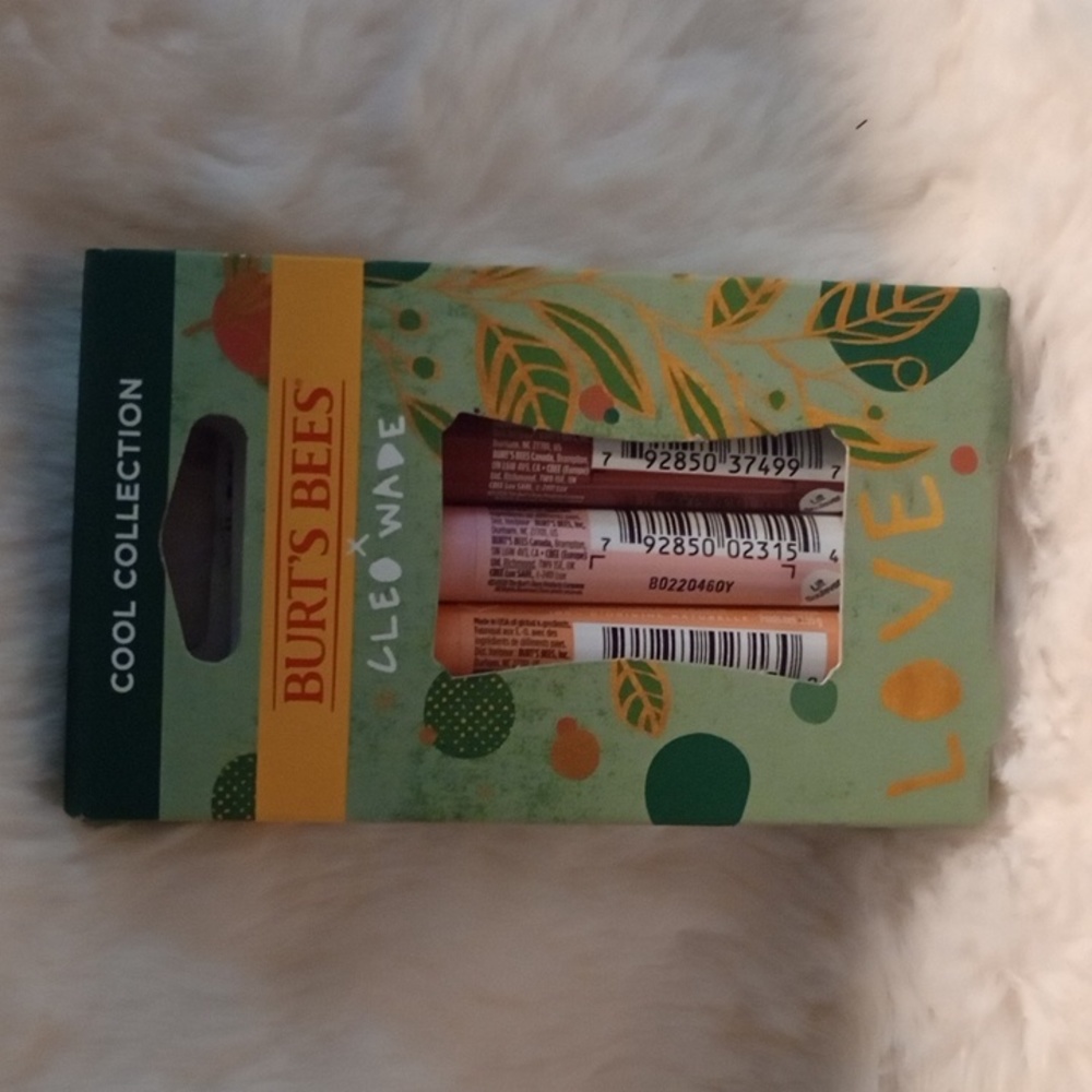 Burt's Bees cool Collection
